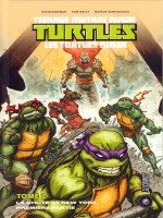 Les Tortues Ninja - Tmnt, T2 : La Chute De New-york (1/2) de Santolouco Mateus chez Hi Comics